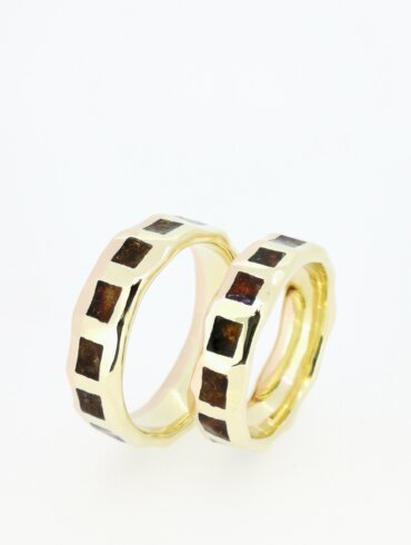 Vestuvinių žiedų su gintarais gamyba