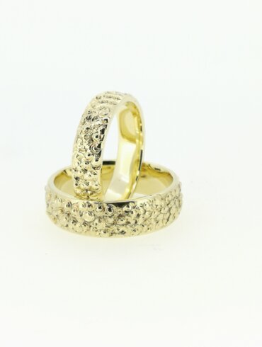 Vestuvinių žiedų gamyba. Klasikiniai, su briliantais, faktūriniai